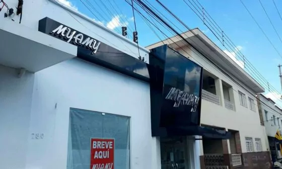 PVC Expandido: A opção durável e estética para fachadas em Rio Preto Letra Caixa em PVC Expandido 4