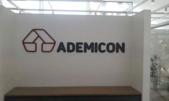 Aço Inox: Brilho e resistência em Letra Caixa em Rio Preto Letra Caixa em ACM 2