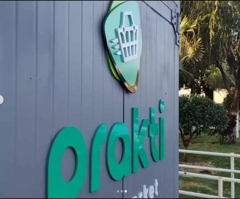 Como a Placa em ACM une estética e durabilidade no comércio de Rio Preto Fachadas 1