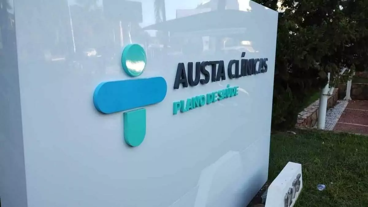 Design contemporâneo de fachadas com Placa em ACM no design urbano em Rio Preto Fachadas 1