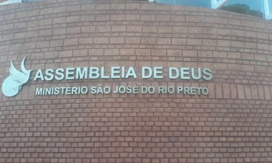 Explorando a beleza do MDF em Letra Caixa para interiores e exteriores Letra Caixa em ACM 2