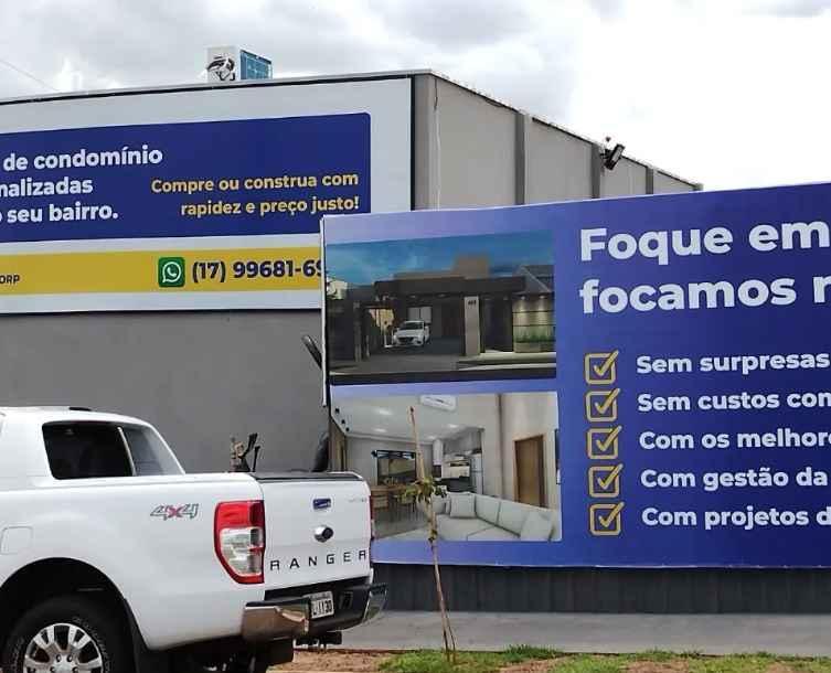 Placa em ACM: Comunicação visual resistente em Rio Preto Fachadas 1