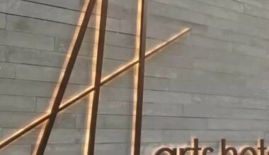 Placa em ACM: Solução moderna para marcas fortes em Rio Preto Fachadas 8