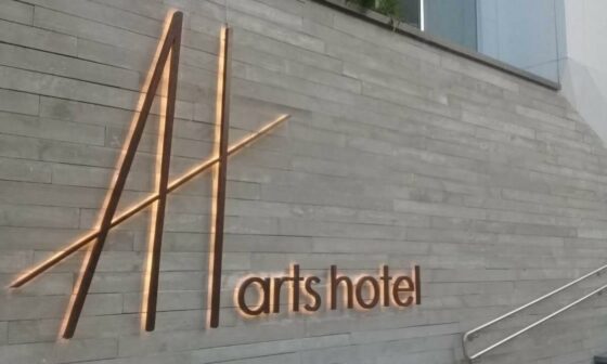 Fachadas urbanas vibrantes em Rio Preto com Placa em ACM Fachadas 4