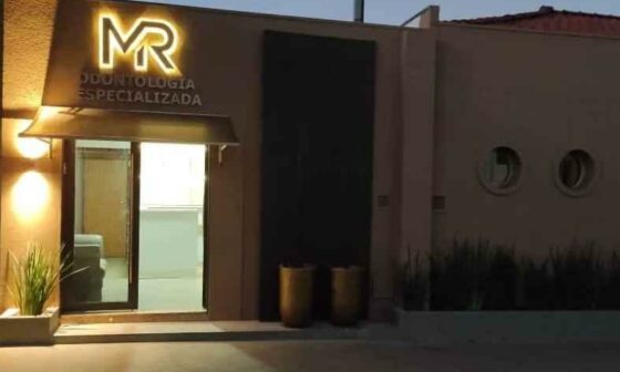 Placa em ACM: Comunicação visual que gera confiança no design urbano em Rio Preto Fachadas 7